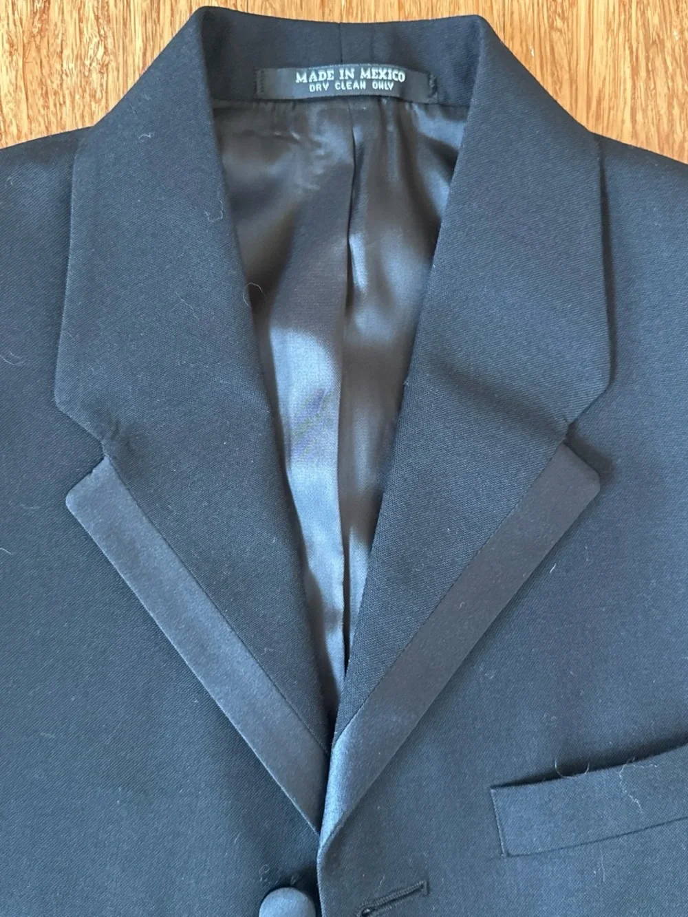 Oscar de la Renta formal black tuxedo jacket Size 16 B.